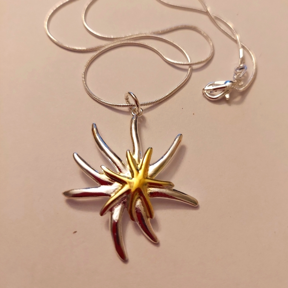 Sterling silver 925 starfish necklace.